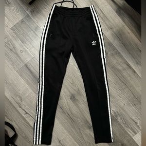 Adidas track pants ( XS )